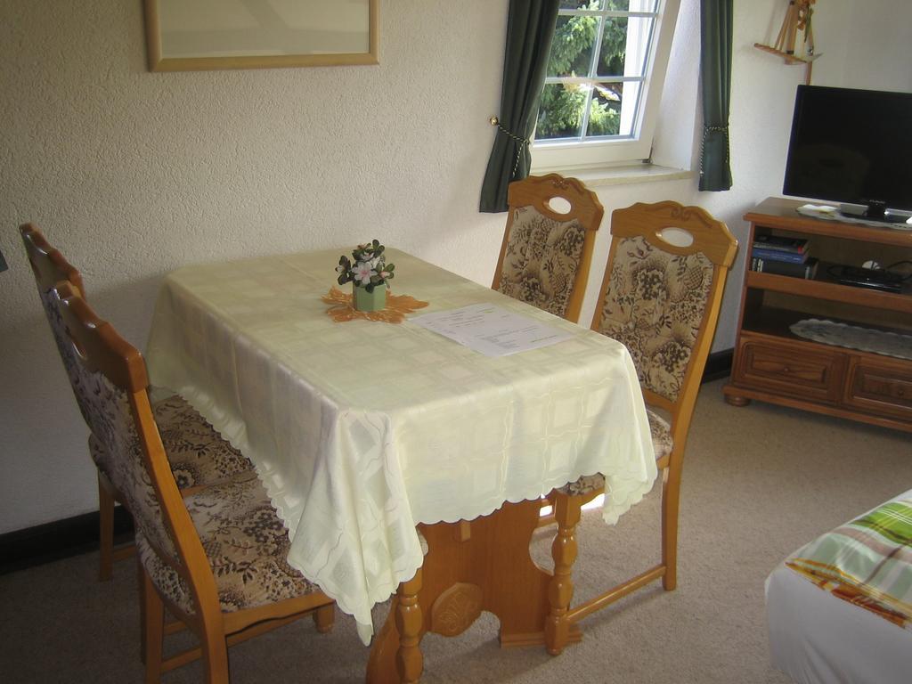 Apartment Schlafwandler Steinigtwolmsdorf Esterno foto